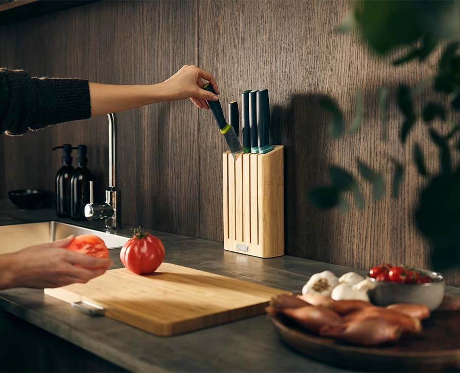 Joseph Joseph Elevate™ Knives 5-piece Set 2 Joseph Joseph Elevate™ Knives 5-piece Set - Image 2