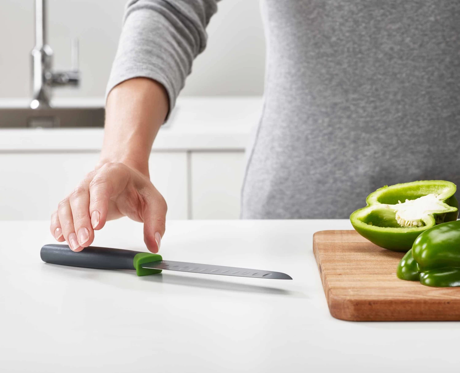 Joseph Joseph DoorStore™ 4-piece Opal Kitchen Knives Set 4 Joseph Joseph DoorStore™ 4-piece Opal Kitchen Knives Set - Image 4