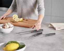 Joseph Joseph Elevate™ 3-piece Multicolour Kitchen Knife Set 7 Joseph Joseph Elevate™ 3-piece Multicolour Kitchen Knife Set -Kitchen Essentials Shop 10528 Image 03