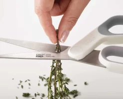 Joseph Joseph Elevate™ Fusion 5-piece Knife & Scissor Set With Beechwood Block 16 Joseph Joseph Elevate™ Fusion 5-piece Knife & Scissor Set With Beechwood Block -Kitchen Essentials Shop 10577 6