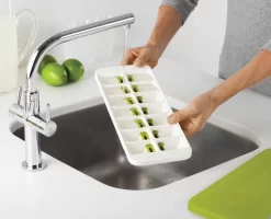 Joseph Joseph QuickSnap™ Plus Blue Ice Cube Tray 8 Joseph Joseph QuickSnap™ Plus Blue Ice Cube Tray -Kitchen Essentials Shop 20020 4