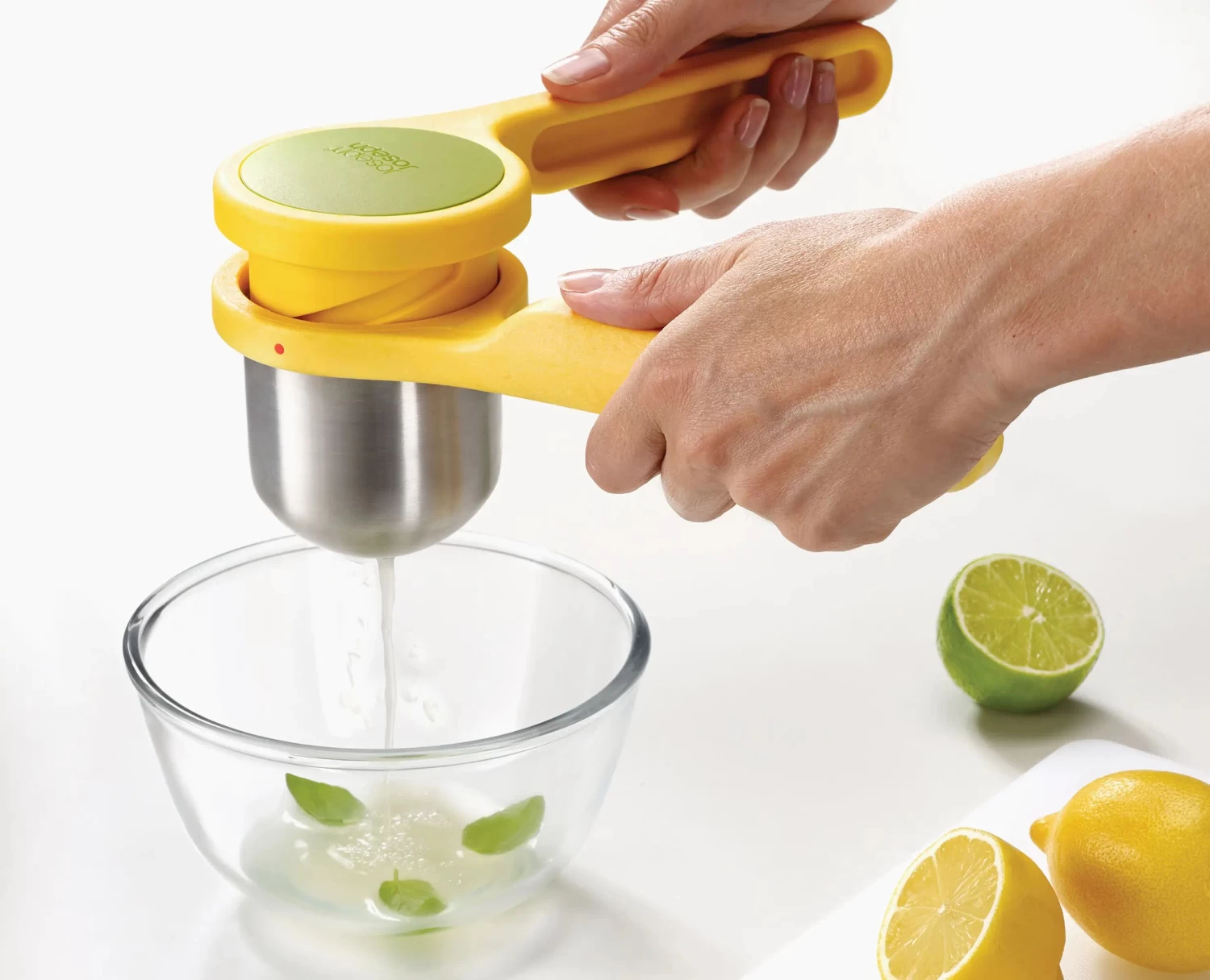 Joseph Joseph Helix Yellow Citrus Juicer 3 Joseph Joseph Helix Yellow Citrus Juicer - Image 3