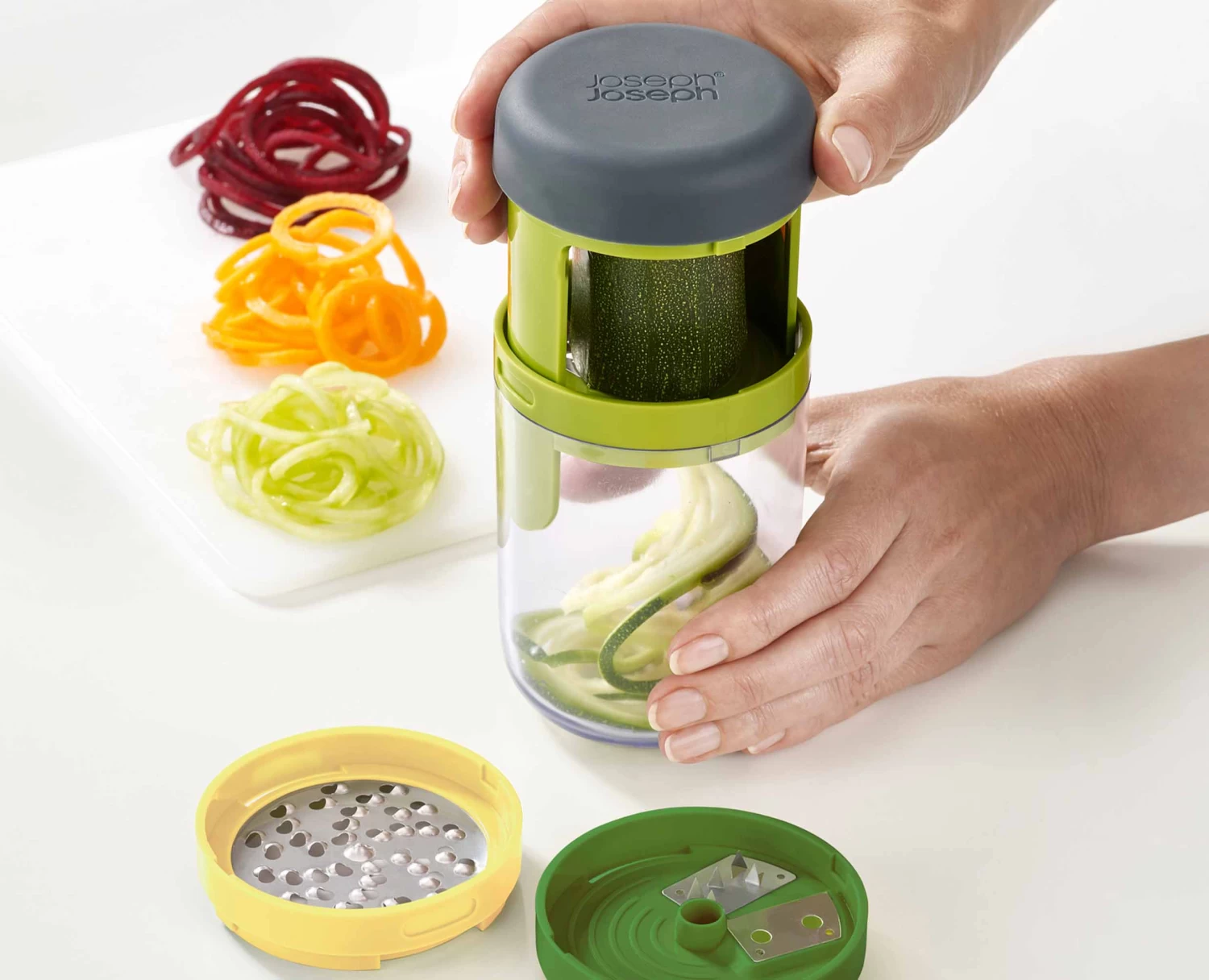 Joseph Joseph Spiro™ Green Hand-held Spiralizer 4 Joseph Joseph Spiro™ Green Hand-held Spiralizer - Image 4