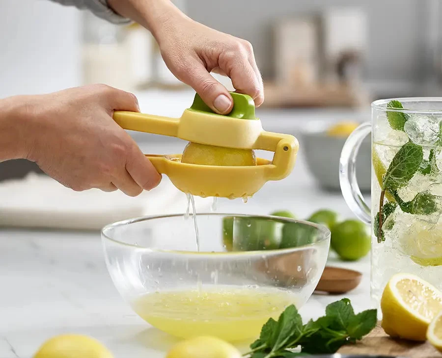 Joseph Joseph JuiceMax Dual-action Yellow Citrus Press 2 Joseph Joseph JuiceMax Dual-action Yellow Citrus Press - Image 2