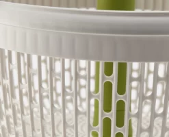 Joseph Joseph Spindola™ Green In-sink Salad-spinning Colander 13 Joseph Joseph Spindola™ Green In-sink Salad-spinning Colander -Kitchen Essentials Shop 20185 Media 06