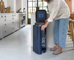 Porta™ 40L Easy-empty Blue Pedal Bin 9 Porta™ 40L Easy-empty Blue Pedal Bin -Kitchen Essentials Shop 30122 Media 04