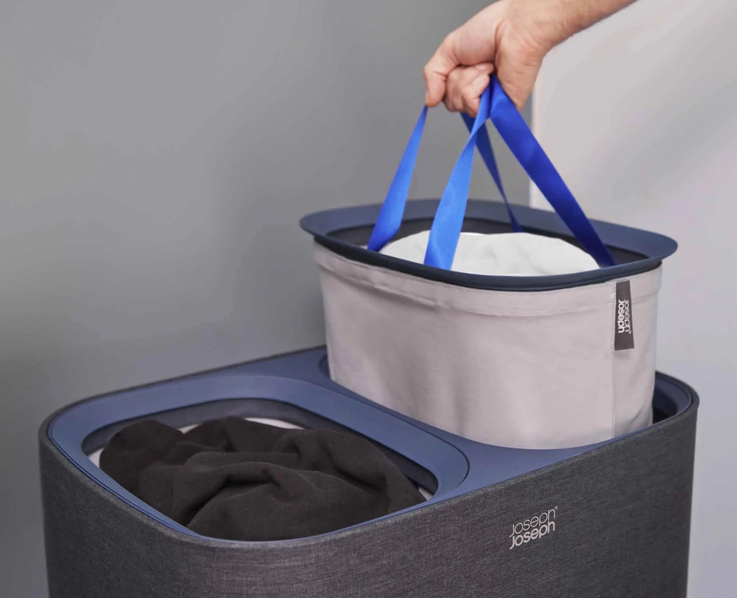 Joseph Joseph Tota 90L Black Laundry Separation Basket 3 Joseph Joseph Tota 90L Black Laundry Separation Basket - Image 3