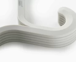 Joseph Joseph Orderly™ Set Of 5 Anti-tangle Ecru Clothes Hangers 12 Joseph Joseph Orderly™ Set Of 5 Anti-tangle Ecru Clothes Hangers -Kitchen Essentials Shop 55003 PDP 04