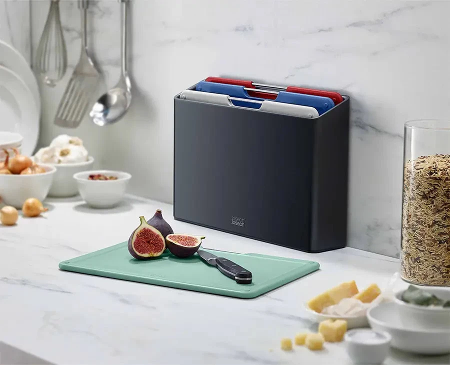 Joseph Joseph Folio™ 4-piece Coast Grey Chopping Board Set Regular 2 Joseph Joseph Folio™ 4-piece Coast Grey Chopping Board Set Regular - Image 2