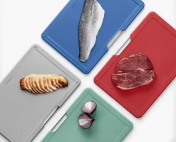 Joseph Joseph Folio™ 4-piece Coast Grey Chopping Board Set Regular 12 Joseph Joseph Folio™ 4-piece Coast Grey Chopping Board Set Regular -Kitchen Essentials Shop 60214 Media 06