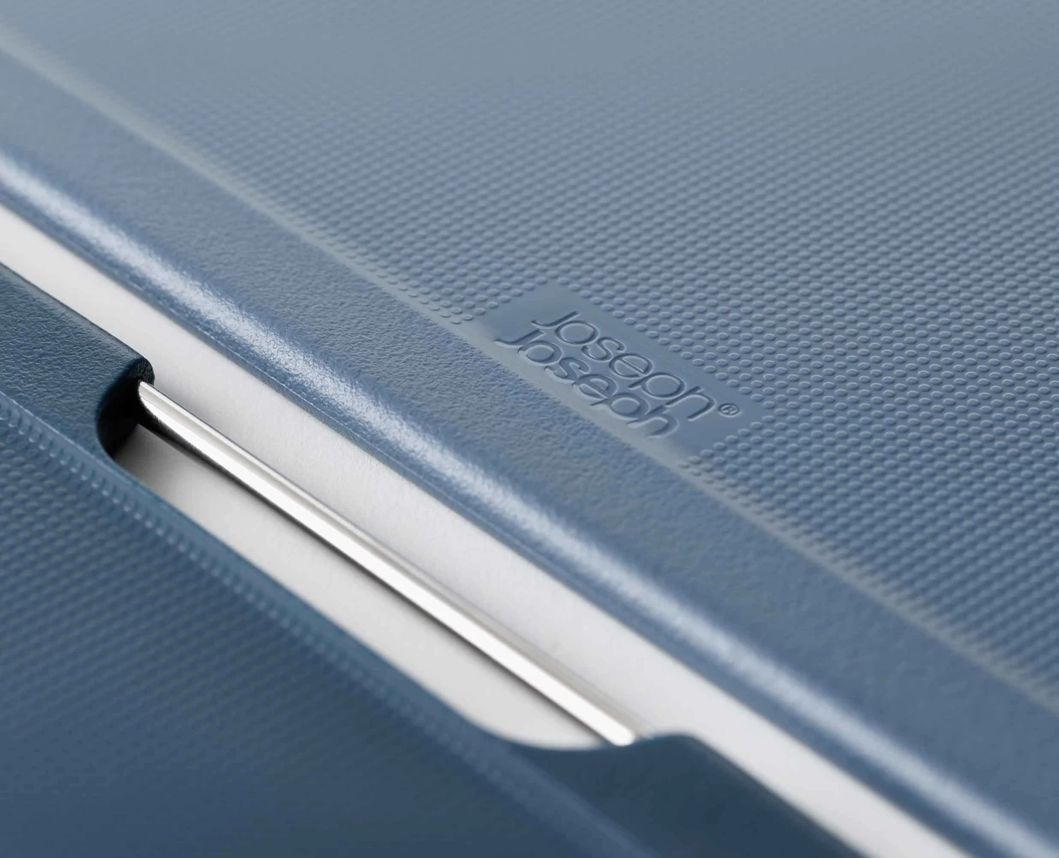 Joseph Joseph Folio™ Plus 8-piece Grey Knife & Chopping Board Set 6 Joseph Joseph Folio™ Plus 8-piece Grey Knife & Chopping Board Set - Image 6