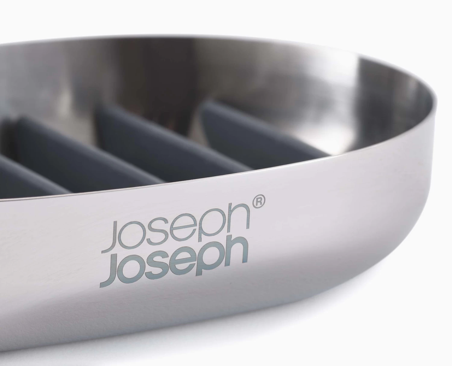 Joseph Joseph EasyStore™ Luxe Stainless-steel Soap Dish 4 Joseph Joseph EasyStore™ Luxe Stainless-steel Soap Dish - Image 4