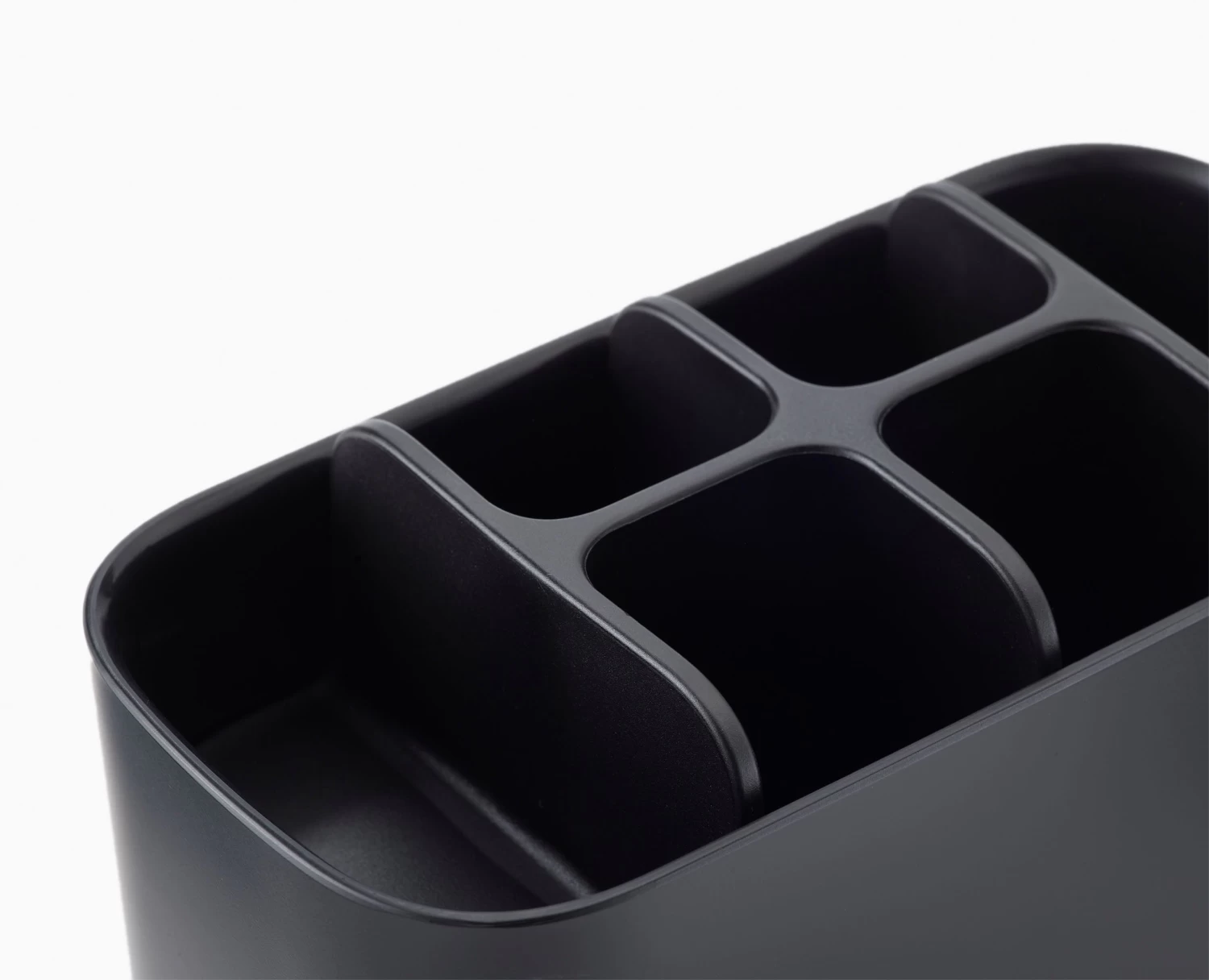 Joseph Joseph EasyStore™ Large Matt Black Toothbrush Holder 6 Joseph Joseph EasyStore™ Large Matt Black Toothbrush Holder - Image 6