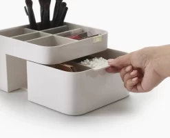 Joseph Joseph Make Me Up Compact Mirror & Makeup Organiser Set -Kitchen Essentials Shop 75007 Media 05