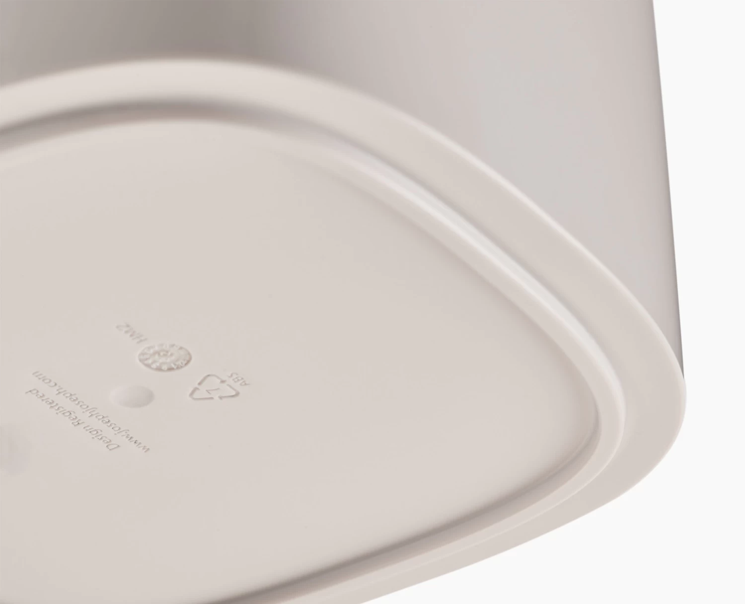 Joseph Joseph Viva Makeup Brush Pot 6 Joseph Joseph Viva Makeup Brush Pot - Image 6