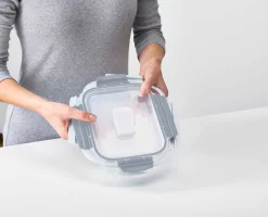 Joseph Joseph Nest™ Lock 5-piece Blue Container Set - Editions 12 Joseph Joseph Nest™ Lock 5-piece Blue Container Set - Editions -Kitchen Essentials Shop 81105 Image 06