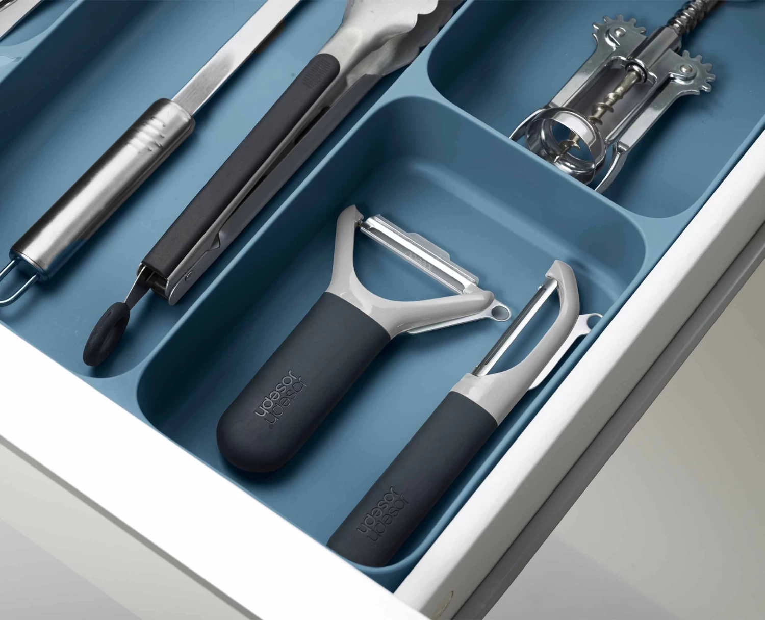 Joseph Joseph DrawerStore™ Blue Cutlery, Utensil & Gadget Organiser - Editions 5 Joseph Joseph DrawerStore™ Blue Cutlery, Utensil & Gadget Organiser - Editions - Image 5