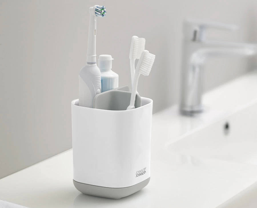 Joseph Joseph EasyStore™ Light Grey Toothbrush Holder 2 Joseph Joseph EasyStore™ Light Grey Toothbrush Holder - Image 2