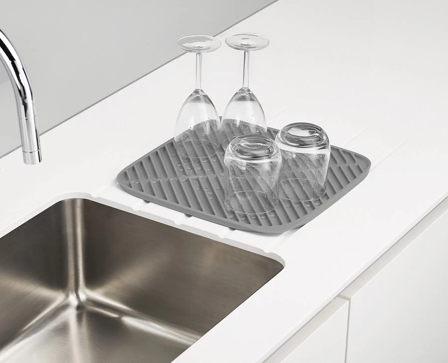 Joseph Joseph Flume™ Light Blue Dish Draining Mat 2 Joseph Joseph Flume™ Light Blue Dish Draining Mat - Image 2