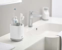 Joseph Joseph EasyStore™ Light Grey Toothbrush Holder 7 Joseph Joseph EasyStore™ Light Grey Toothbrush Holder -Kitchen Essentials Shop Image 3 58ee0570 5bec 4615 8d81 71630c43474f