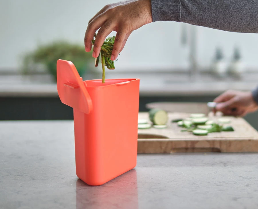 Joseph Joseph Totem 3L Food Waste Caddy 2 Joseph Joseph Totem 3L Food Waste Caddy - Image 2