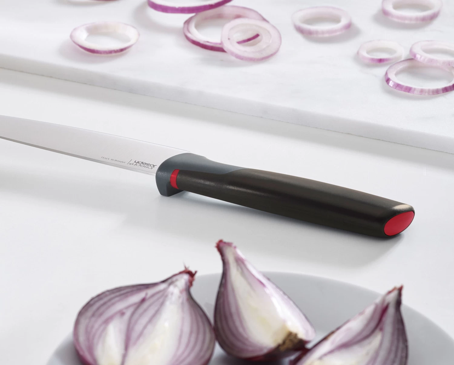 Joseph Joseph Elevate™ 6½" Chef's Knife 3 Joseph Joseph Elevate™ 6½" Chef's Knife - Image 3